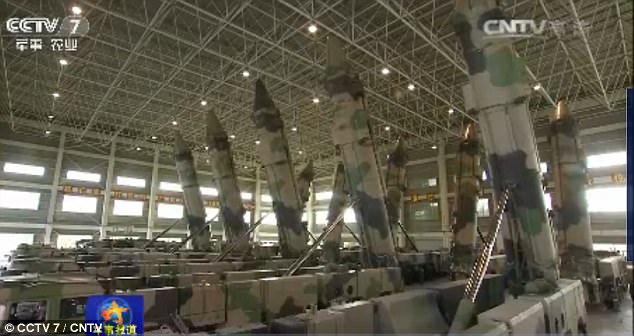 Triều Tiên căng thẳng, TQ &#34;khoe&#34; tên lửa cỡ khủng - 1
