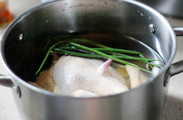 Bữa tối với gà sốt cay mềm thơm, ngon "tê lưỡi" - 4