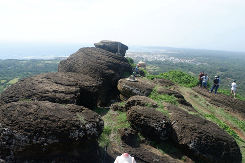 Đến đảo Phú Quý để biết biển Việt Nam đẹp như thế nào! - 2