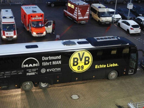 Tin HOT bóng đá tối 14/4: Nghi can đánh bom xe Dortmund là IS - 1