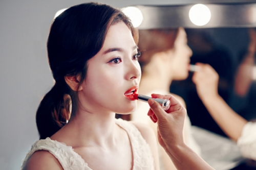 Truyện dài kỳ: Kẻ thứ ba giấu mặt (P.3) - 1