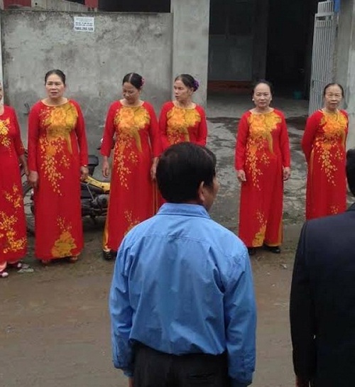 Phát sốt với 4 dàn bê tráp “chất lừ” chỉ có ở Việt Nam - 7