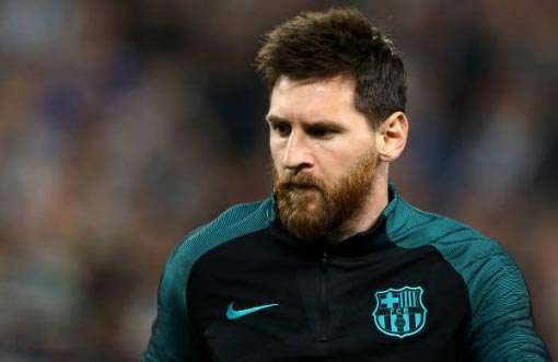 Barca níu chân Messi: Thành bại bởi… cửa hàng giày - 1
