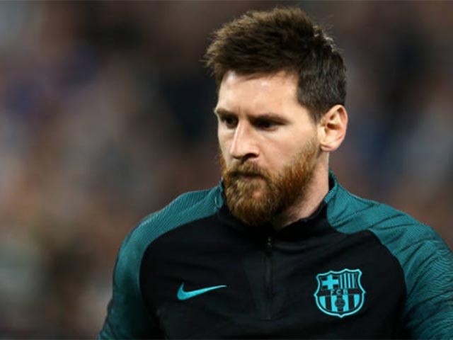 Barca níu chân Messi: Thành bại bởi… cửa hàng giày