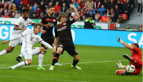 Leverkusen - Bayern Munich: Thẻ đỏ & kịch chiến đến cùng - 1