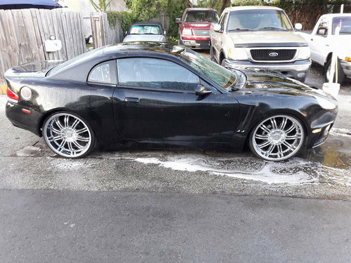 Chuyện thật như đùa: "Aston Martin" giá chỉ 79 triệu đồng! - 4