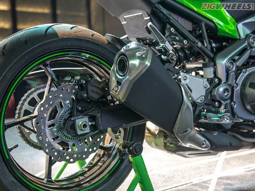 2017 Kawasaki Z900 có “đè bẹp” nổi các đối thủ? - 9