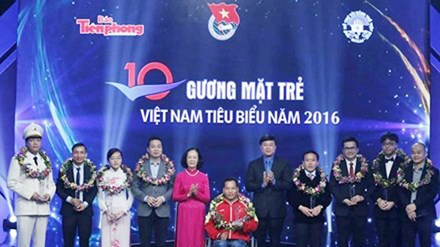 Con gái người bán phở giành học bổng ĐH hàng đầu thế giới - 3