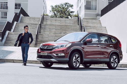 Honda Việt Nam khuyến mãi hấp dẫn cho Honda CR-V và Honda Accord - 1