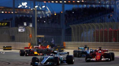 Đua xe F1, Bahrain GP: Bước ngoặt ở cú &#34;domino&#34; tai nạn - 1