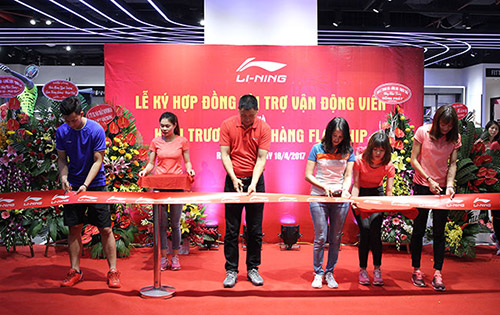 Li-Ning Royal ra mắt cửa hàng Flagship đầu tiên tại Việt Nam - 1
