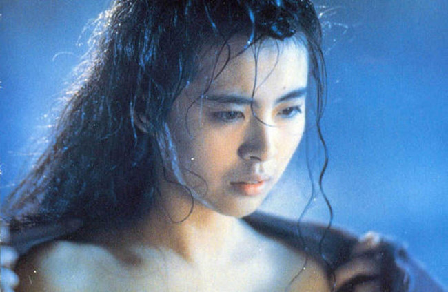 Vẻ đẹp ma mị của nàng "Nhiếp Tiểu Thiện" Vương Tổ Hiền trong phim "Thiện nữ u hồn" 1987.