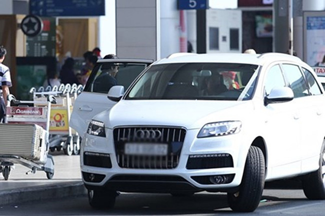Trương Ngọc Ánh còn sở hữu "xế sang" hiệu Audi với giá vào khoảng 7 tỷ đồng.