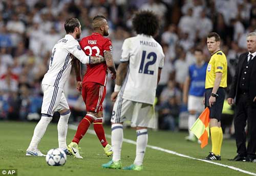 Chùm ảnh Real  Madrid – Bayern: “Bom tấn” Hollywood - 7