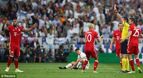 Chùm ảnh Real  Madrid – Bayern: “Bom tấn” Hollywood - 6