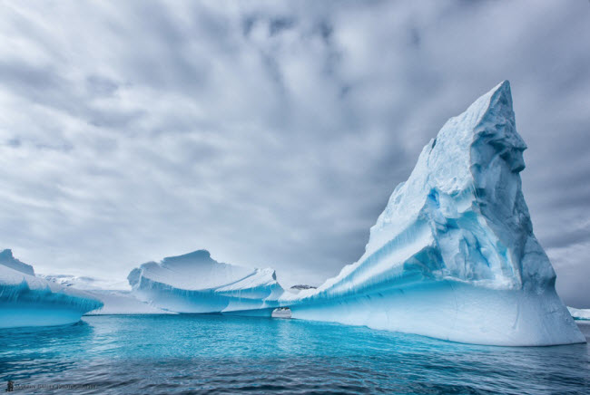 Vẻ hùng vĩ của những khối băng vĩnh cửu ở Nam Cực.