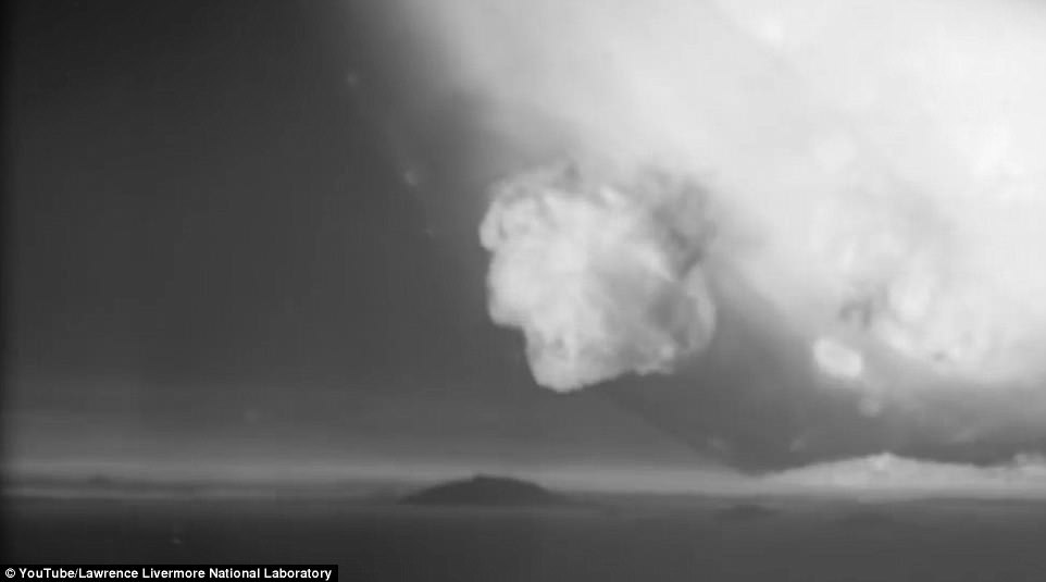 “Đám mây ngày tận thế” khủng khiếp ở vụ thử hạt nhân 1953 - 1