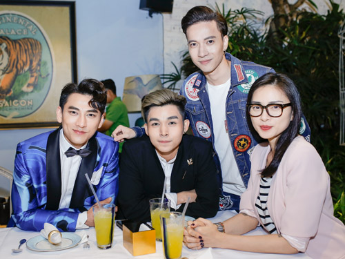 Thành viên 365 gây sốc với MV toàn cảnh 18+ với gái Tây - 7