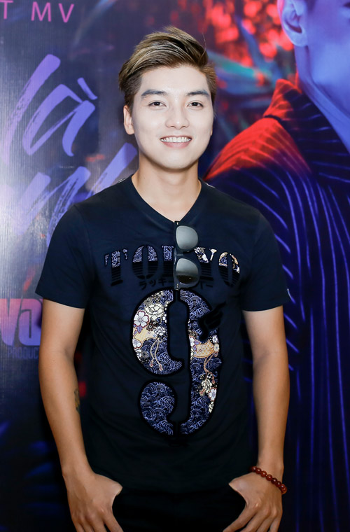 Thành viên 365 gây sốc với MV toàn cảnh 18+ với gái Tây - 10