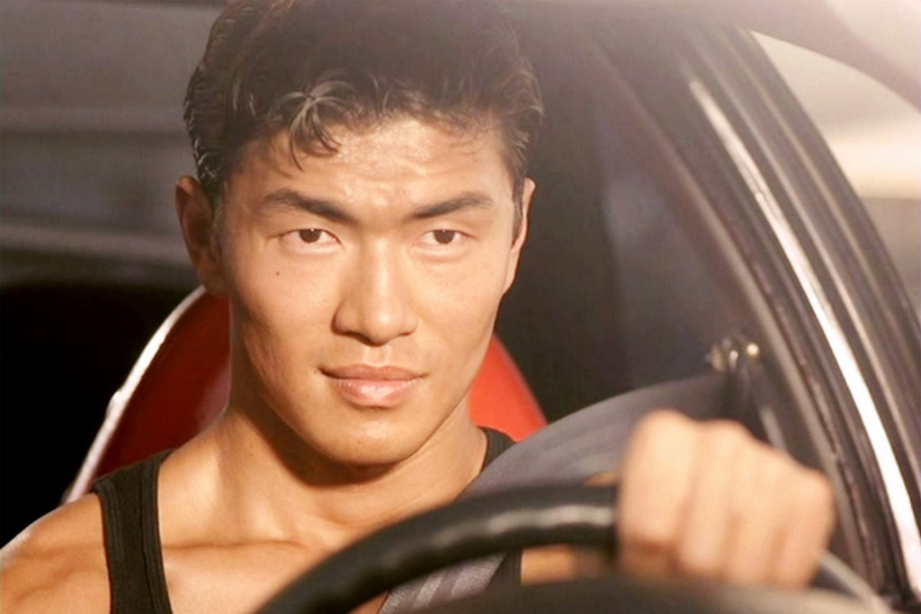 8 lần "thiêu rụi" phòng vé: Fast & Furious có gì hot đến thế? - 11