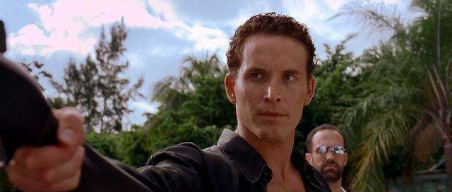 8 lần "thiêu rụi" phòng vé: Fast & Furious có gì hot đến thế? - 12