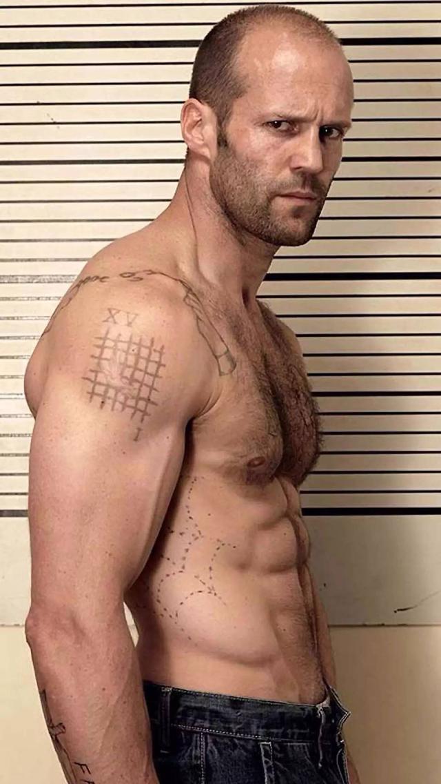 8 lần "thiêu rụi" phòng vé: Fast & Furious có gì hot đến thế? - 4