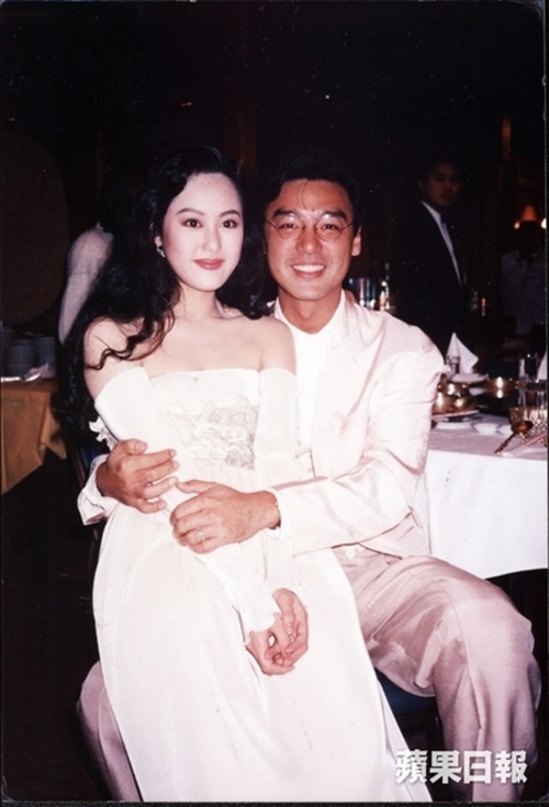 Chân dài bốc lửa khiến hai tỷ phú phá sản giờ ra sao? - 6