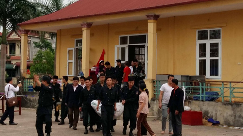Chủ tịch Chung: Không truy cứu trách nhiệm dân Đồng Tâm giữ cán bộ - 1