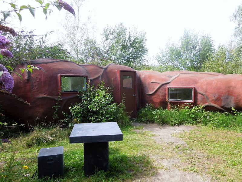 Bạn có muốn ngủ một đêm trong “khách sạn hậu môn”? - 6