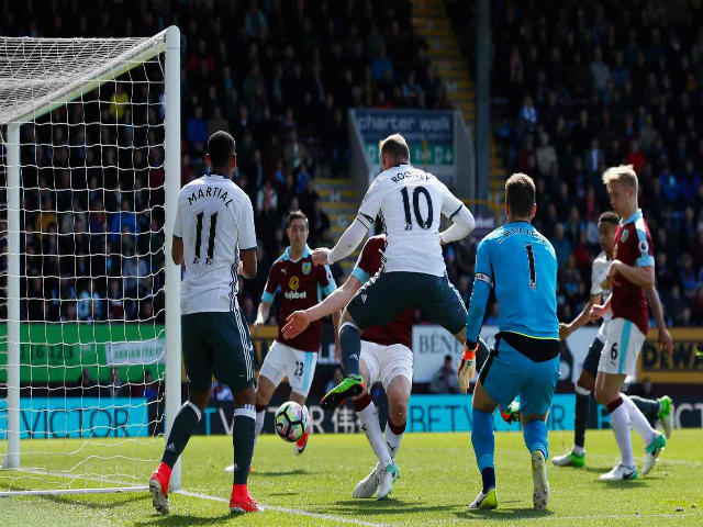 Burnley - MU: 2 sao bùng nổ, dâng trào cảm xúc