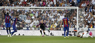 Chi tiết Real Madrid - Barcelona: Tuyệt vời Messi (KT) - 3