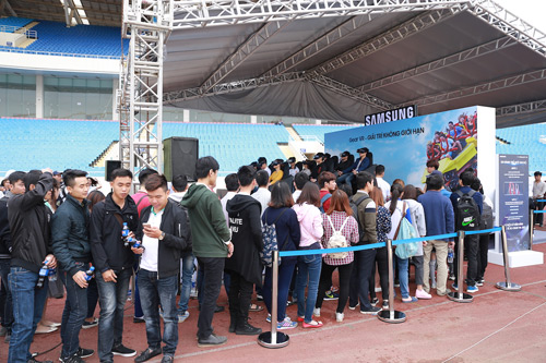 Hà Nội vỡ oà trước màn song tấu vô cực giữa công nghệ và âm nhạc - 3