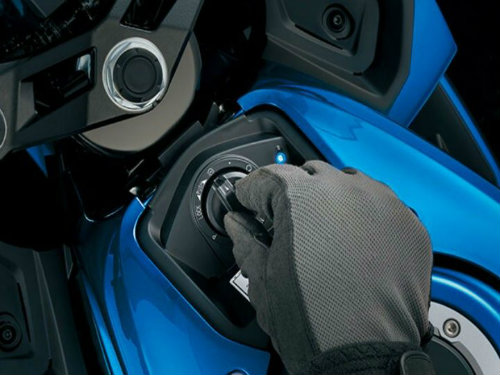 Tiết lộ lí do Suzuki đưa tân binh GSX-R150 tới Việt Nam - 4