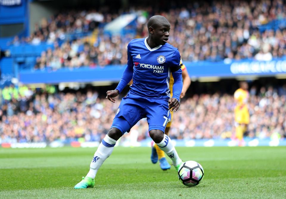 Kante hay nhất Ngoại hạng Anh: Siêu cỗ máy của Chelsea - 2