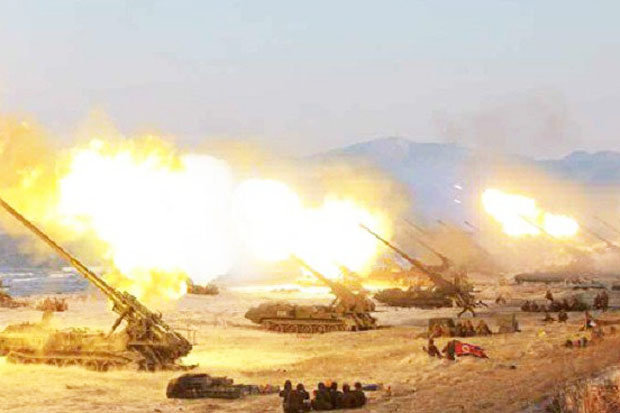 Triều Tiên tung video pháo binh khạc “biển lửa” uy mãnh - 1