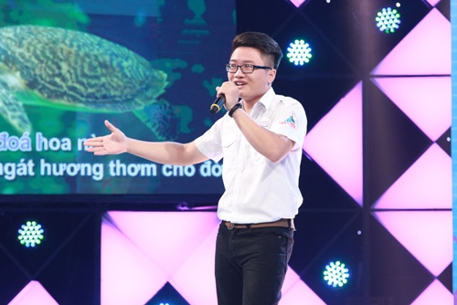 Trấn Thành khóc nghẹn trong show đầu tiên sau &#34;lệnh cấm&#34; - 2