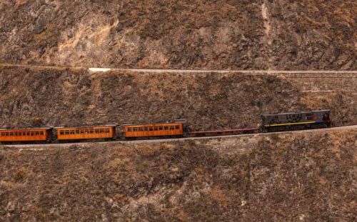 10 tuyến đường sắt đáng sợ nhất thế giới - 1