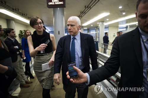 Nghị sĩ Mỹ: TQ nên bị phạt nếu không kiềm chế Triều Tiên - 1