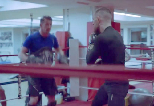 “Gã điên” McGregor luyện boxing, học Lý Tiểu Long - 1