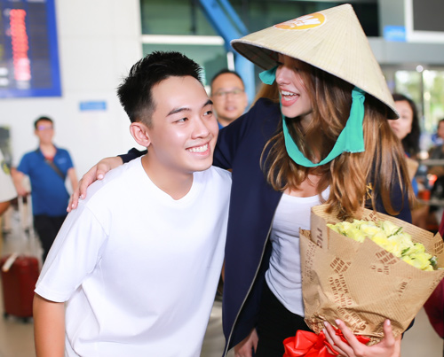 "Thánh nữ" sexy nhất hành tinh mặc giản dị "hớp hồn" fans Việt - 3