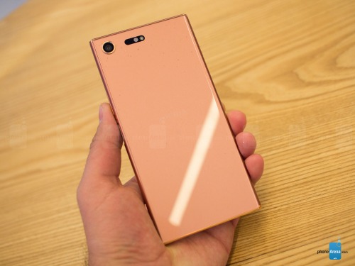 Ngắm Sony Xperia XZ Premium màu hồng Bronze mới - 4