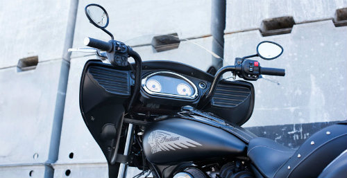 Đánh giá hắc mã indian chieftain dark horse giá 11 tỷ đồng