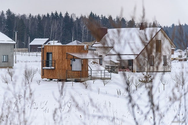 Đây là ngôi nhà nhỏ của một gia đình 3 người tại Belarus.