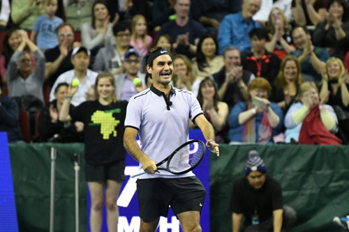 Federer và Bill Gates bùng nổ ở trận tennis &#34;tỷ đô&#34; - 10