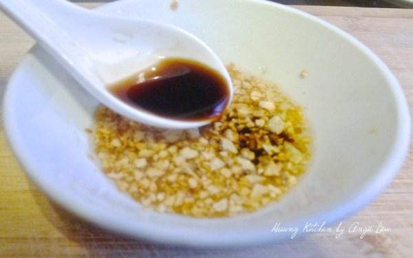 Ngày nghỉ trổ tài làm gà hấp mỡ hành tuyệt ngon đãi cả nhà - 5