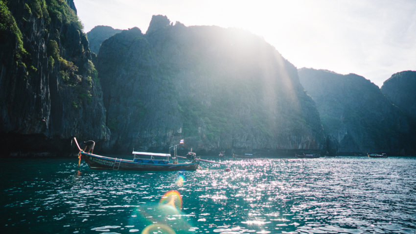 "Điêu đứng" trước vẻ đẹp của thiên đường biển xanh Koh Phi Phi - 8