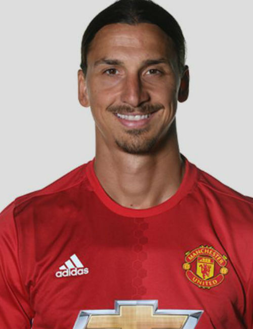 Ngỡ ngàng “bản nhái” sao bóng đá: Messi, CR7 cũng choáng - 3