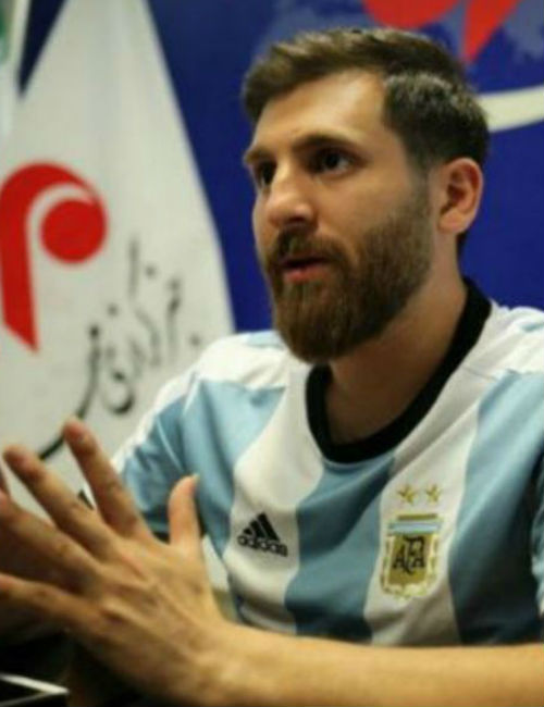 Ngỡ ngàng “bản nhái” sao bóng đá: Messi, CR7 cũng choáng - 10