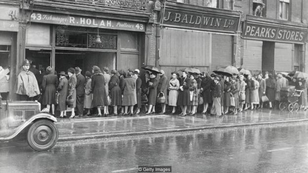 Quốc gia có nghệ thuật xếp hàng “vô địch” thế giới - 6