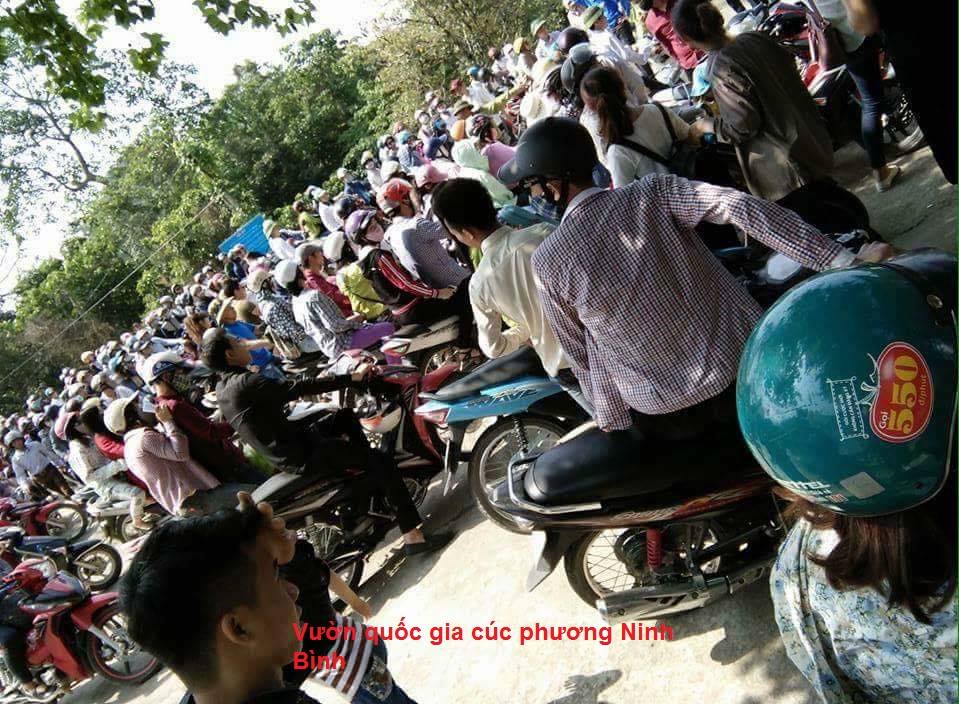 Hãi hùng cả loạt điểm du lịch, vui chơi &#34;thất thủ&#34; dịp nghỉ lễ - 11